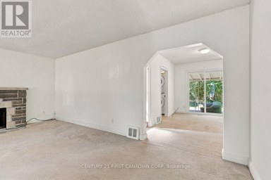 407 BOLER ROAD London South (South K) Ontario photo 12