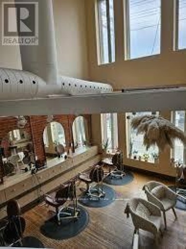783 QUEEN STREET W, Toronto (Niagara), Ontario, M6J1G1