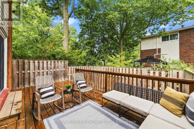 61 - 1270 GAINSBOROUGH DRIVE, Oakville (FA Falgarwood), Ontario, L6H2L2