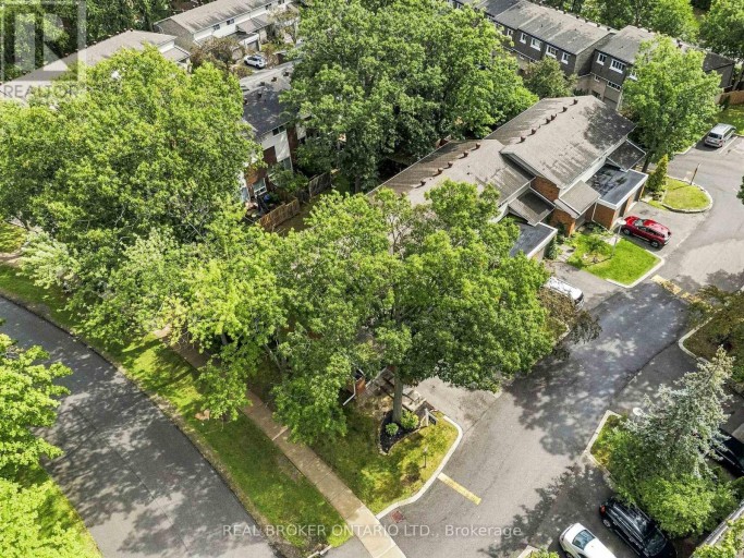 61 - 1270 GAINSBOROUGH DRIVE, Oakville (FA Falgarwood), Ontario, L6H2L2