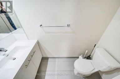 TH108 - 5 VALHALLA INN ROAD Toronto (Islington-City Centre West) Ontario photo 13