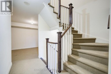 TH108 - 5 VALHALLA INN ROAD Toronto (Islington-City Centre West) Ontario photo 14