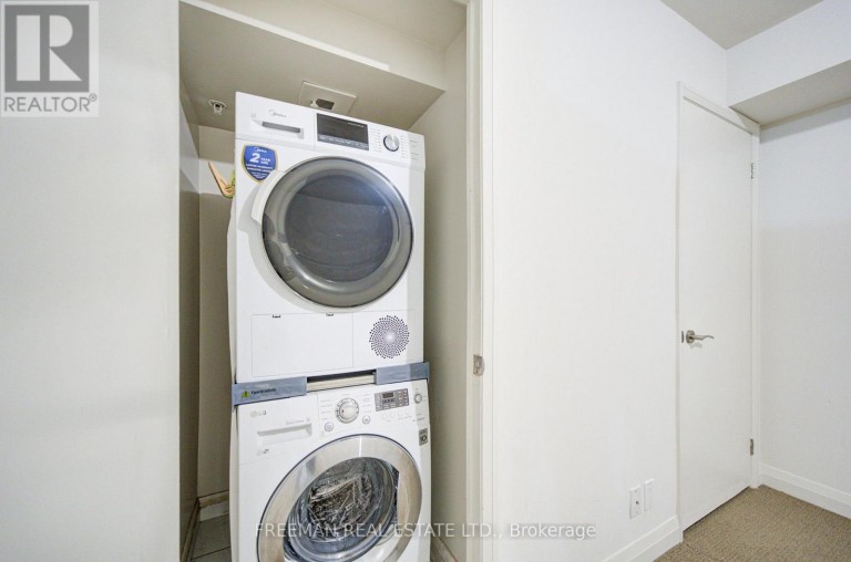 TH108 - 5 VALHALLA INN ROAD, Toronto (Islington-City Centre West), Ontario, M9B0B1