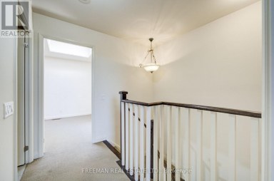 TH108 - 5 VALHALLA INN ROAD Toronto (Islington-City Centre West) Ontario photo 25