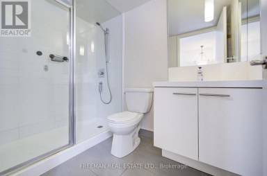 TH108 - 5 VALHALLA INN ROAD Toronto (Islington-City Centre West) Ontario photo 26