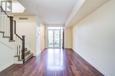 TH108 - 5 VALHALLA INN ROAD Toronto (Islington-City Centre West) Ontario photo 6