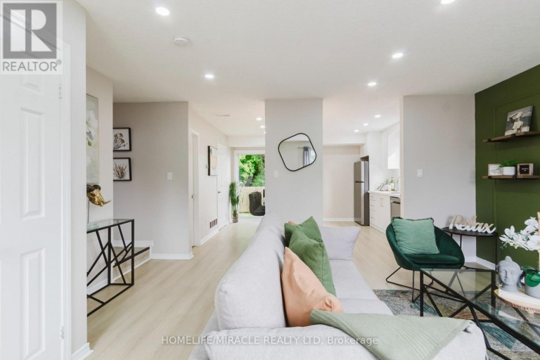 67 KINZIE AVENUE, Kitchener, Ontario, N2A2J6
