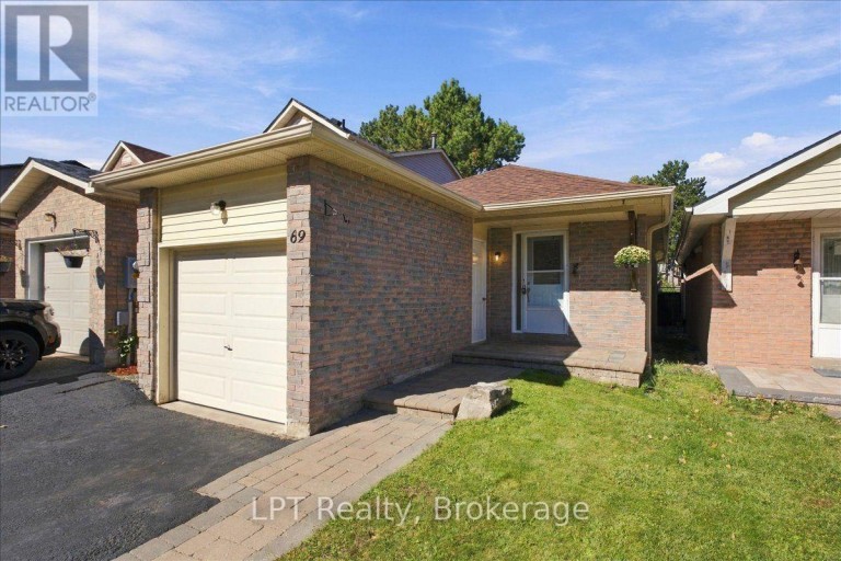 69 SCARFAIR PATHWAY, Toronto (Malvern), Ontario, M1B4G2