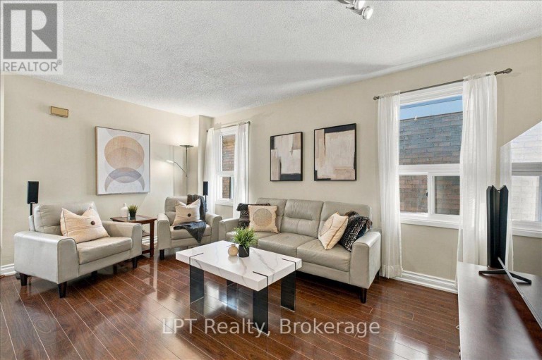 69 SCARFAIR PATHWAY, Toronto (Malvern), Ontario, M1B4G2