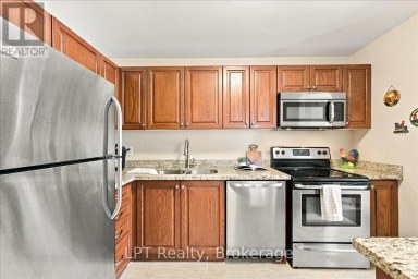 69 SCARFAIR PATHWAY Toronto (Malvern) Ontario photo 8