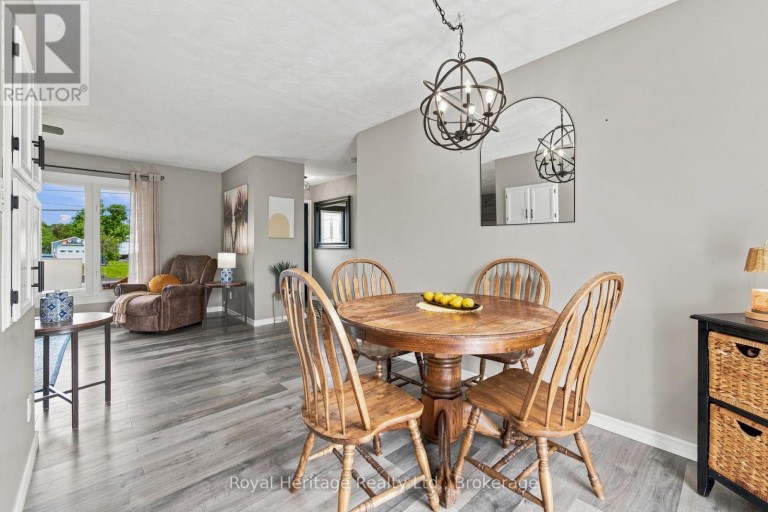 102 JOHNSTOWN ROAD, Quinte West (Sidney Ward), Ontario, K8V5P5