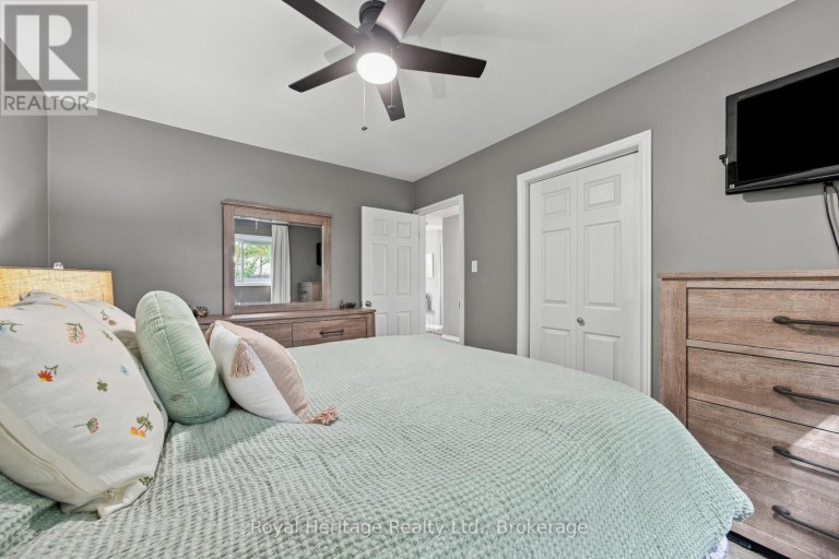 102 JOHNSTOWN ROAD, Quinte West (Sidney Ward), Ontario, K8V5P5