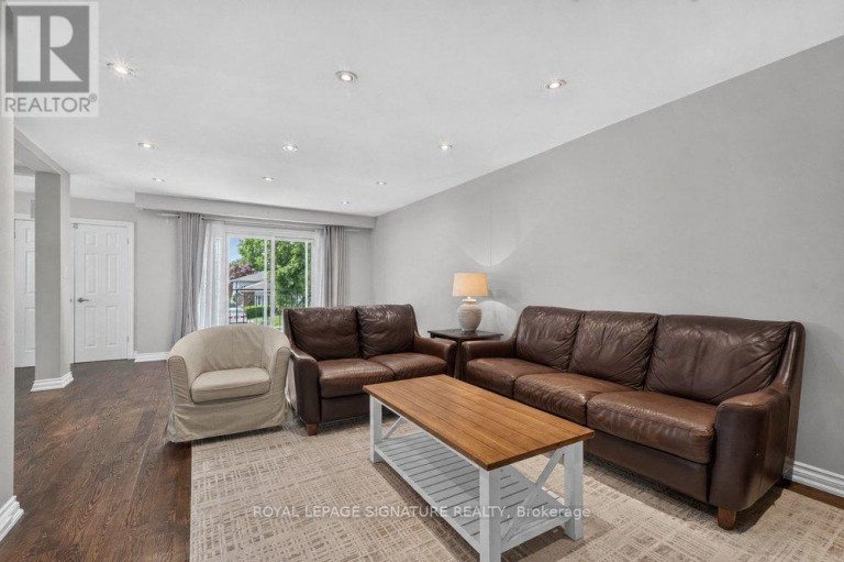 439 GINGER DOWNS, Mississauga (Mississauga Valleys), Ontario, L5A3A8
