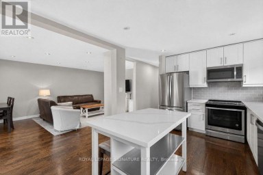 439 GINGER DOWNS Mississauga (Mississauga Valleys) Ontario photo 20