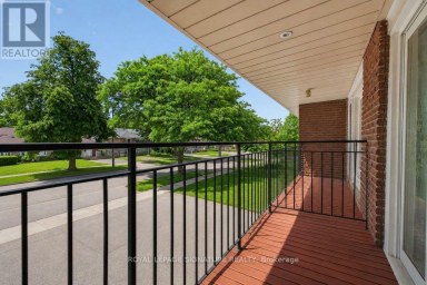 439 GINGER DOWNS Mississauga (Mississauga Valleys) Ontario photo 23