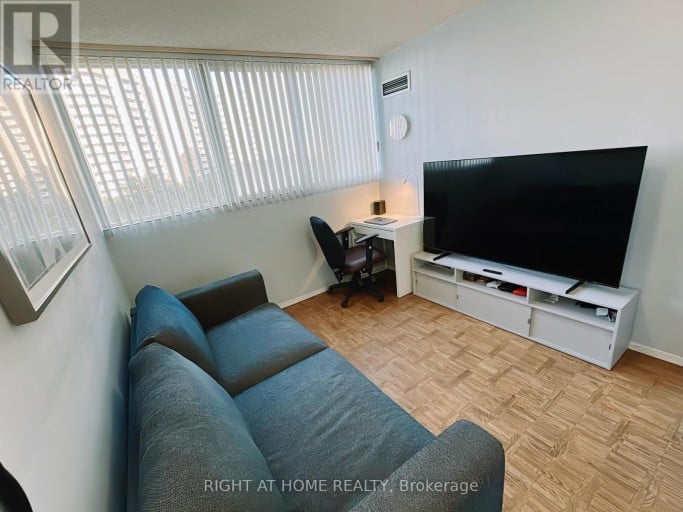 701 - 3700 KANEFF CRESCENT, Mississauga (Mississauga Valleys), Ontario, L5A4B8