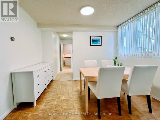 701 - 3700 KANEFF CRESCENT, Mississauga (Mississauga Valleys), Ontario, L5A4B8
