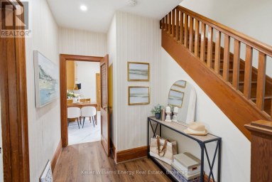 100 BURK STREET Oshawa (Vanier) Ontario photo 6