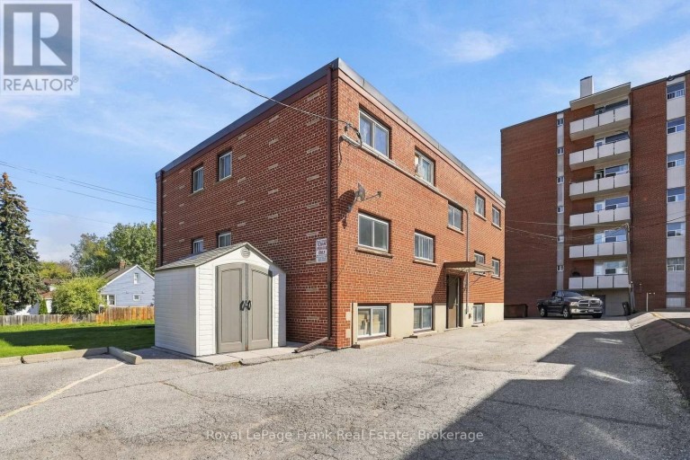 180 NIPIGON STREET, Oshawa (McLaughlin), Ontario, L1J4N5