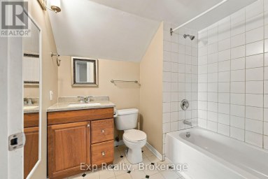 204 ROBERT STREET Greater Napanee (Greater Napanee) Ontario photo 18