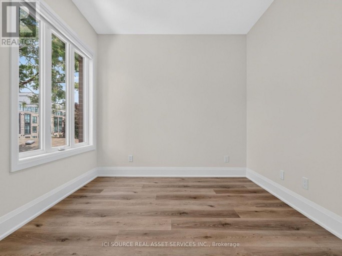 UNIT 2 - 28 NORCROSS ROAD, Toronto (Clanton Park), Ontario, M3H2R4