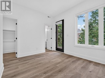 UNIT 2 - 28 NORCROSS ROAD Toronto (Clanton Park) Ontario photo 15