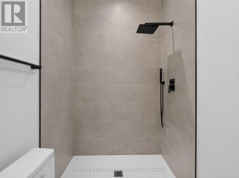 UNIT 2 - 28 NORCROSS ROAD Toronto (Clanton Park) Ontario photo 21