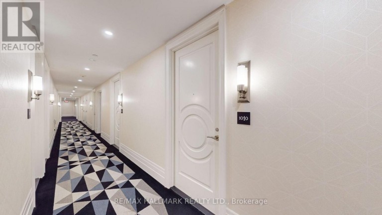 1010 - 88 BLUE JAYS WAY, Toronto (Waterfront Communities), Ontario, M5V2G3
