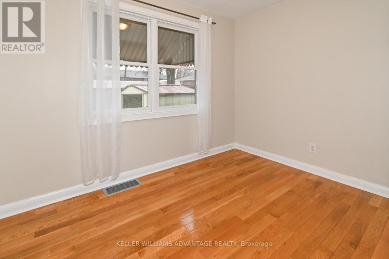 936 SOMERVILLE STREET, Oshawa (Centennial), Ontario, L1G4J7
