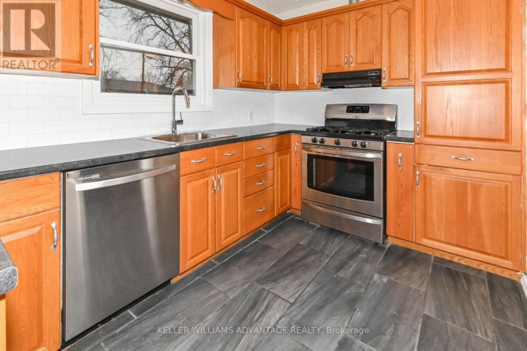 936 SOMERVILLE STREET, Oshawa (Centennial), Ontario, L1G4J7