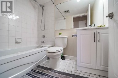 611 - 2550 LAWRENCE AVENUE E Toronto (Dorset Park) Ontario photo 13