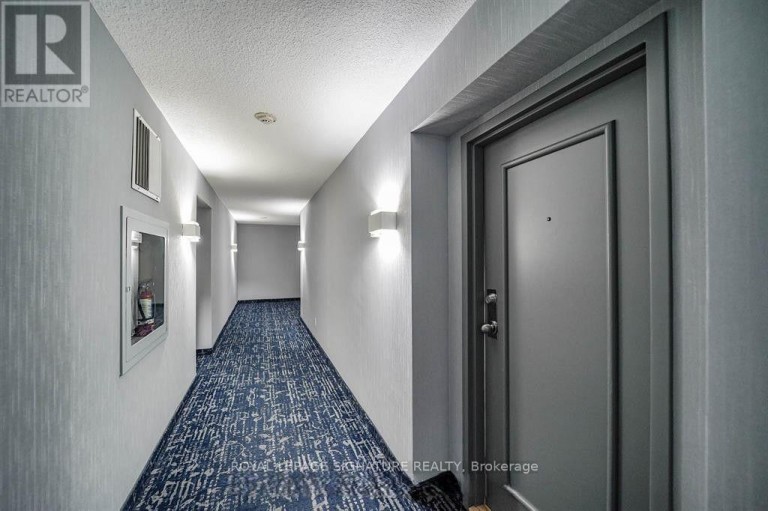 611 - 2550 LAWRENCE AVENUE E, Toronto (Dorset Park), Ontario, M1P2R7