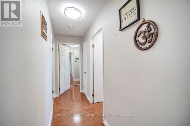611 - 2550 LAWRENCE AVENUE E Toronto (Dorset Park) Ontario photo 7