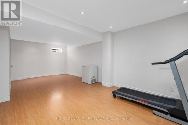 113 SOUTH UNIONVILLE AVENUE Markham (Village Green-South Unionville) Ontario photo 20