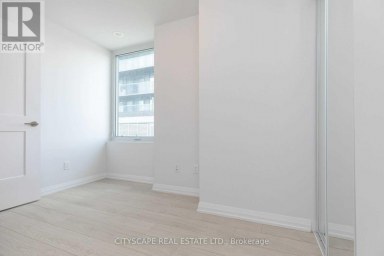 TH 01 - 1010 PORTAGE PARKWAY Vaughan (Concord) Ontario photo 16