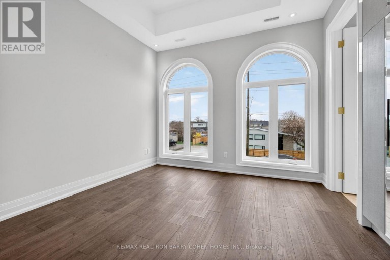 321 MORDEN ROAD, Oakville (WO West), Ontario, L6K2S6
