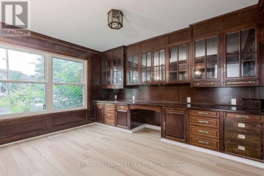 2104 MISSISSAUGA ROAD Mississauga (Sheridan) Ontario photo 4