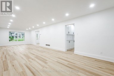 2104 MISSISSAUGA ROAD Mississauga (Sheridan) Ontario photo 8