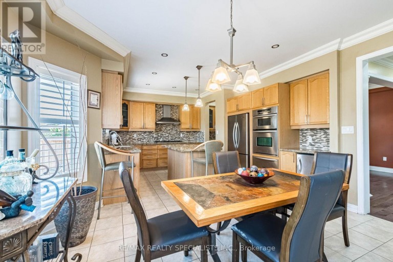 49 MAISONNEUVE BOULEVARD, Brampton (Vales of Castlemore North), Ontario, L6P1Y7