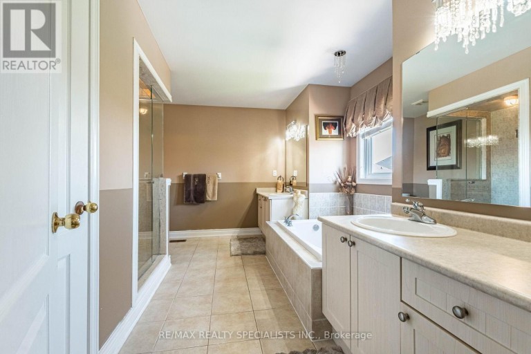 49 MAISONNEUVE BOULEVARD, Brampton (Vales of Castlemore North), Ontario, L6P1Y7