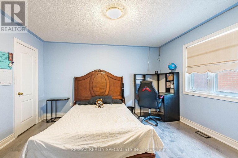 49 MAISONNEUVE BOULEVARD, Brampton (Vales of Castlemore North), Ontario, L6P1Y7