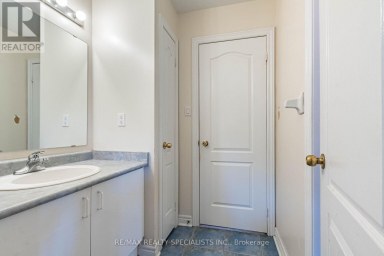 49 MAISONNEUVE BOULEVARD Brampton (Vales of Castlemore North) Ontario photo 36