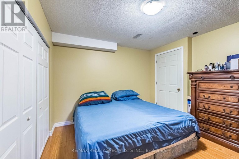49 MAISONNEUVE BOULEVARD, Brampton (Vales of Castlemore North), Ontario, L6P1Y7