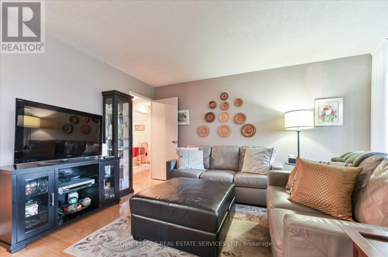 301 - 3100 KIRWIN AVENUE, Mississauga (Cooksville), Ontario, L5A3S6