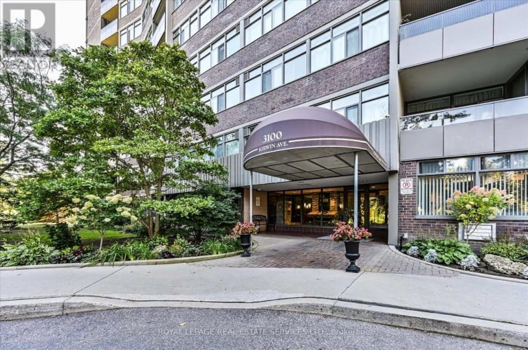 301 - 3100 KIRWIN AVENUE, Mississauga (Cooksville), Ontario, L5A3S6