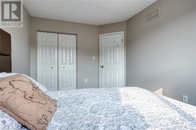 UPPER - 1369 OLD ZELLER DRIVE Kitchener Ontario photo 19