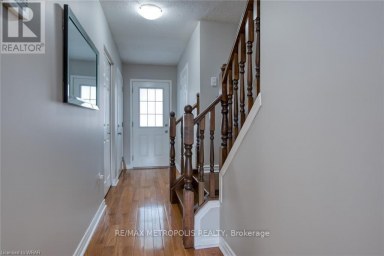 UPPER - 1369 OLD ZELLER DRIVE Kitchener Ontario photo 5