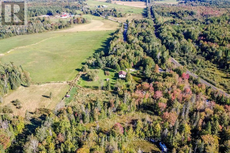 1223 SOUTHWOOD ROAD, Gravenhurst (Morrison), Ontario, P0E1N0