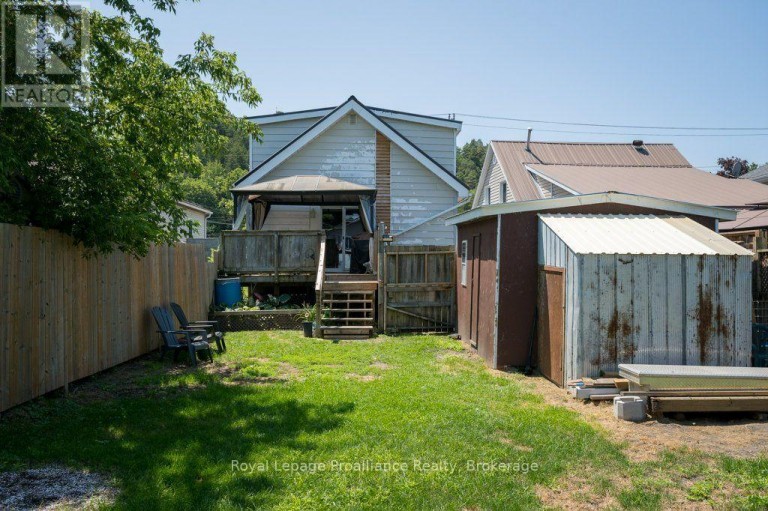 29 PELHAM STREET, Quinte West (Trenton Ward), Ontario, K8V5A8