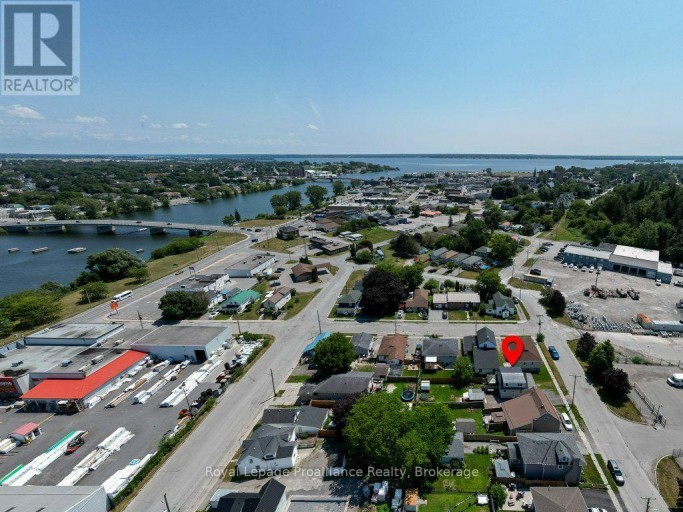 29 PELHAM STREET, Quinte West (Trenton Ward), Ontario, K8V5A8